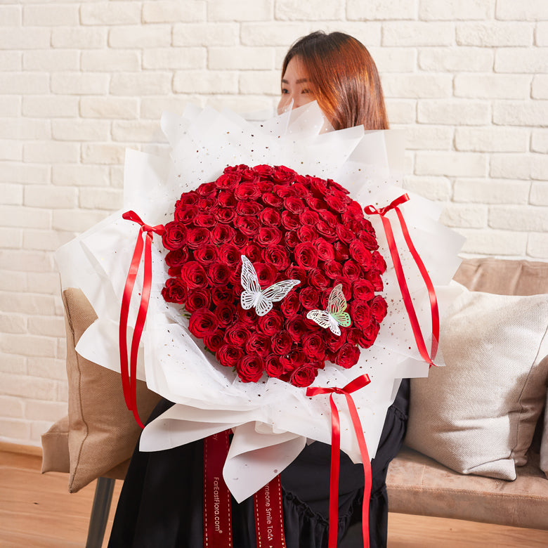 The Love Spell – Flower Bouquet