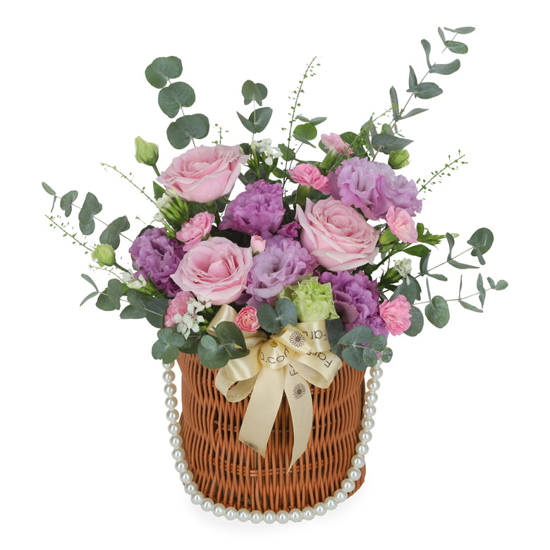 Velvet Petals – Table Flowers