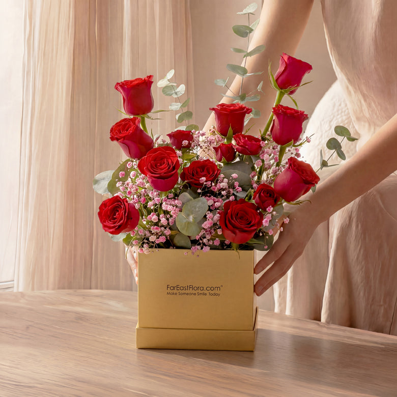 Scarlet Kiss – Table Flowers