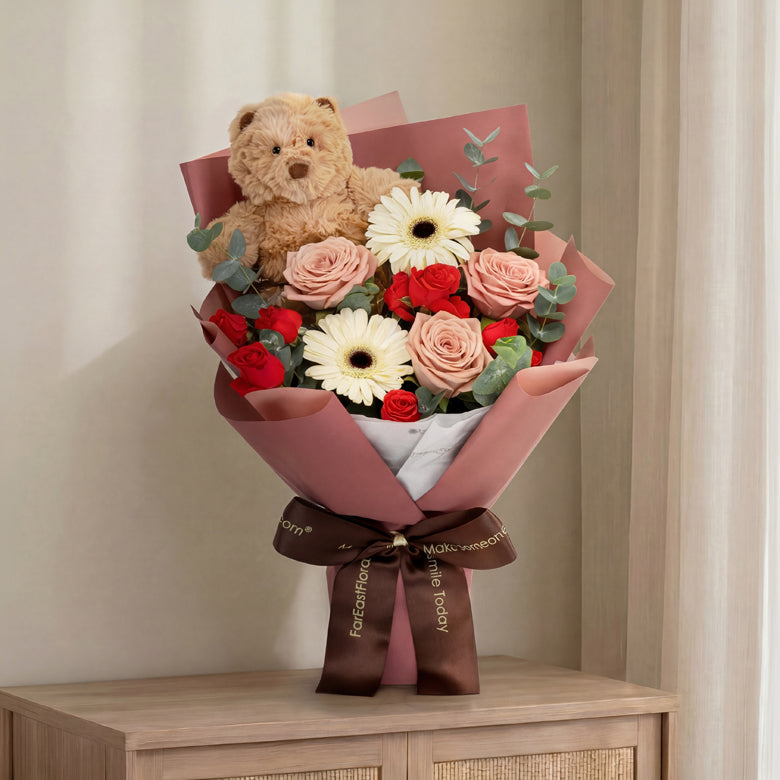Mocha Kiss – Flower Bouquet & Plush