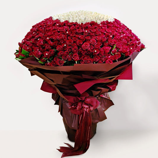 Love, Actually - 999 Roses