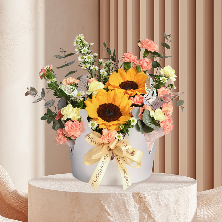 Cheerful Comfort – Table Flowers
