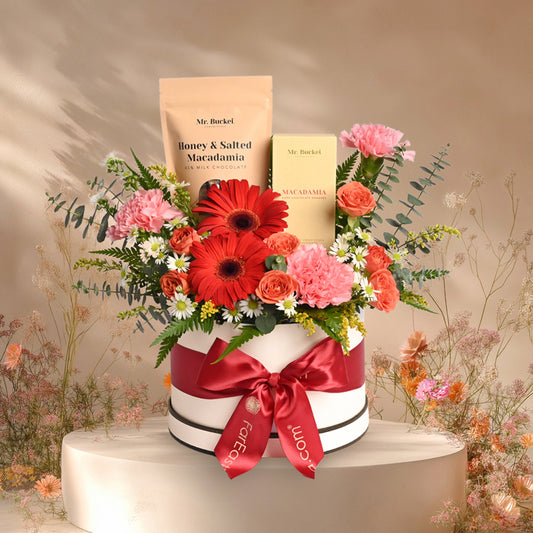 Mr Bucket Macadamia Duo x Flowers Gift Set