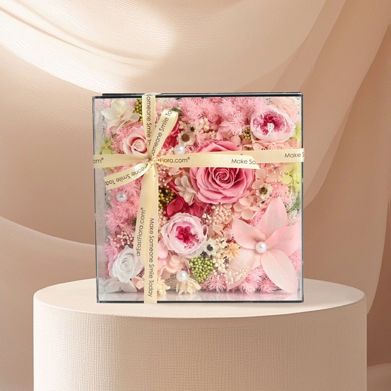 Everlasting Embrace - Preserved Roses