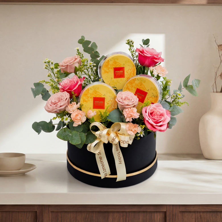 Blooms & Bites - Gourmet Hamper (Halal-Certified)