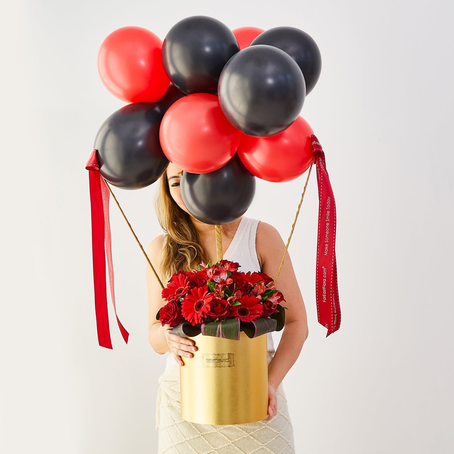 Marvellous - Balloon Cloud Table Flowers
