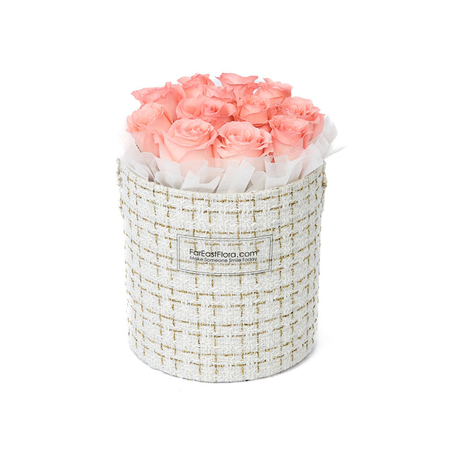 A Classic Love Story (Pink) - Table Flowers