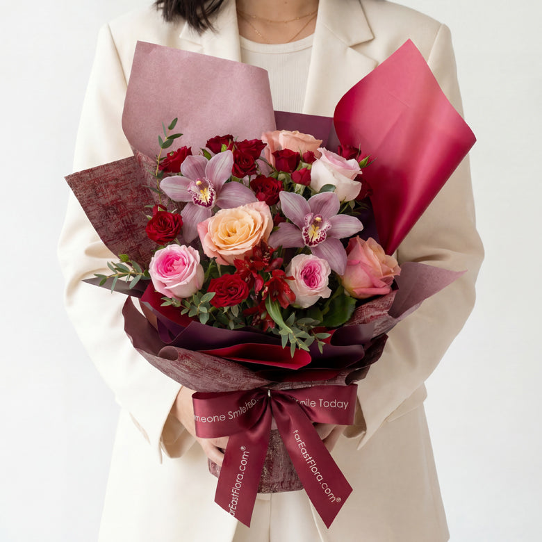 Crimson Terracotta — Flower Bouquet