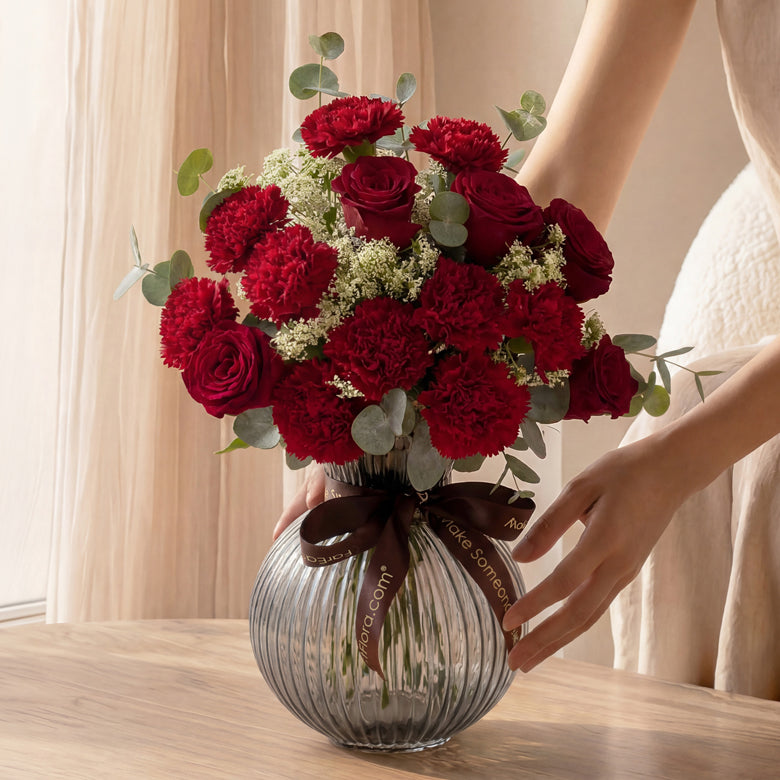 Red Lace – Table Flowers