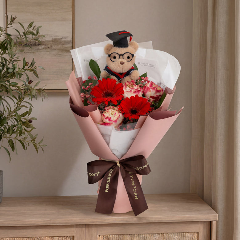 Bright Future – Flower Bouquet & Plush