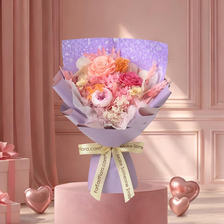 Velvet Promise – Preserved Hand Bouquet