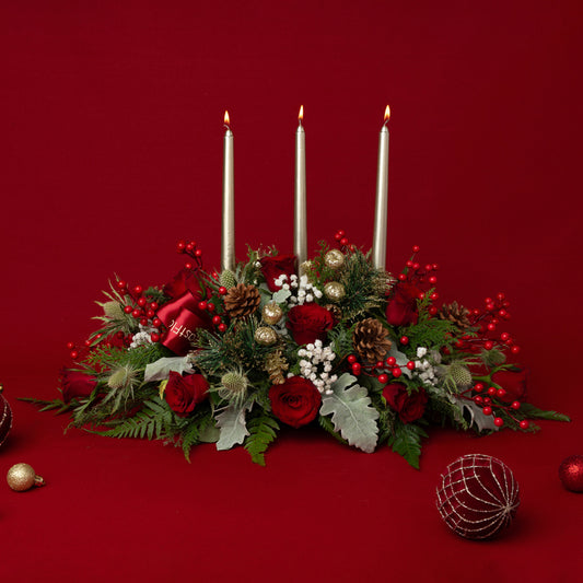 Candlelit Christmas – Table Flowers