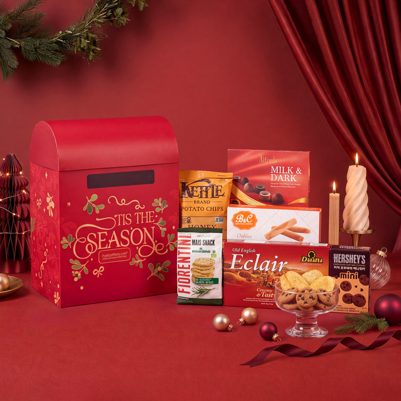 Santa’s Merry Mail Treats - Christmas Hamper