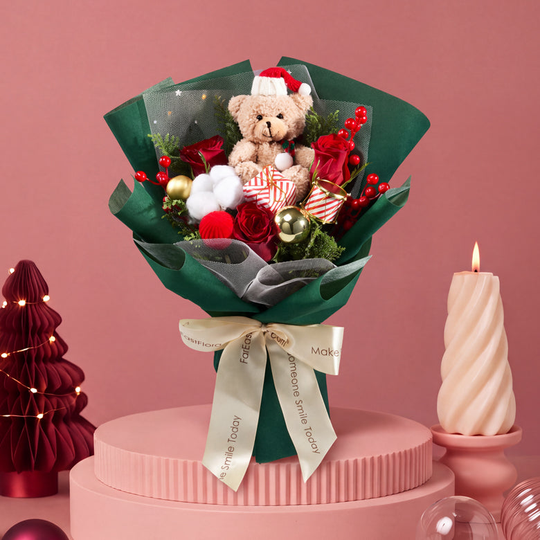 Christmas Cub Cuddles - Flower Bouquet