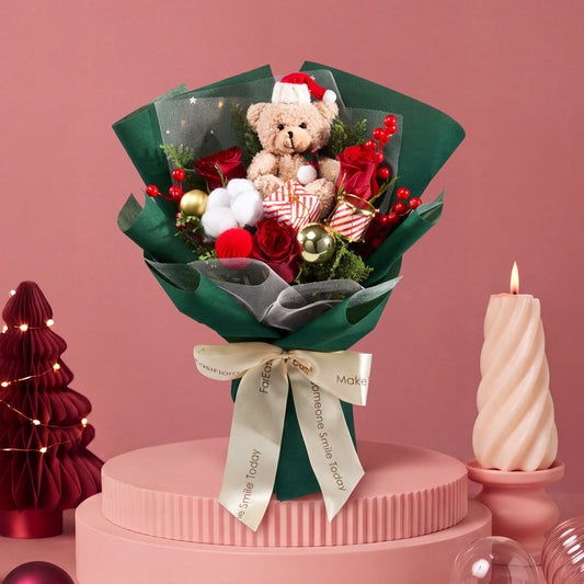 Christmas Cub Cuddles - Flower Bouquet